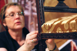 Wendy Shorter-Blake demonstrating at the Ideal Home show